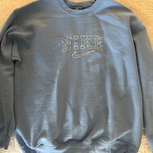 nike crewneck